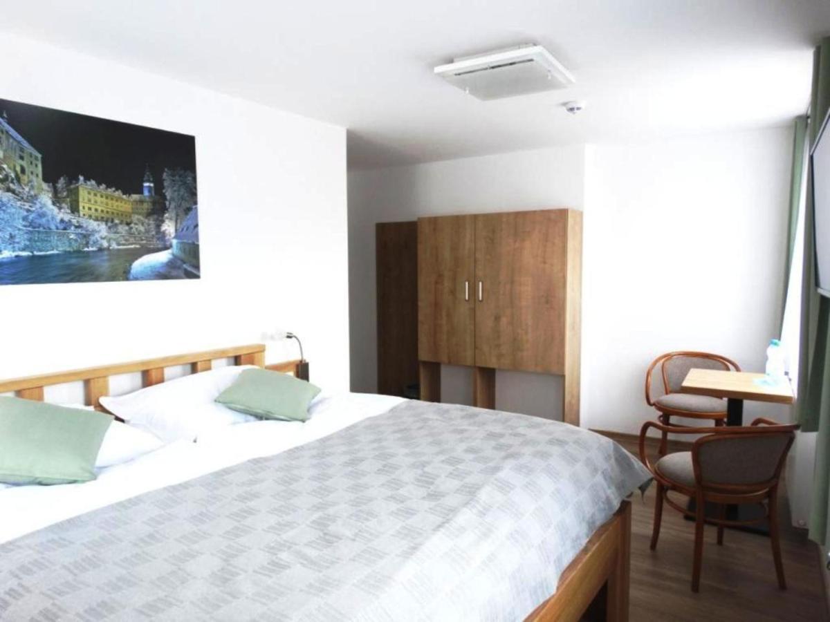 Hotel Garni Villa Areka Cesky Krumlov Bagian luar foto