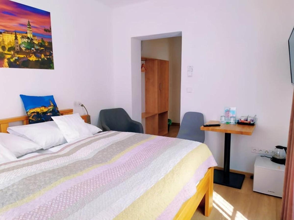 Hotel Garni Villa Areka Cesky Krumlov Bagian luar foto