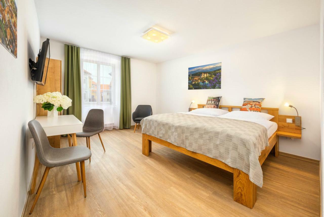 Hotel Garni Villa Areka Cesky Krumlov Bagian luar foto